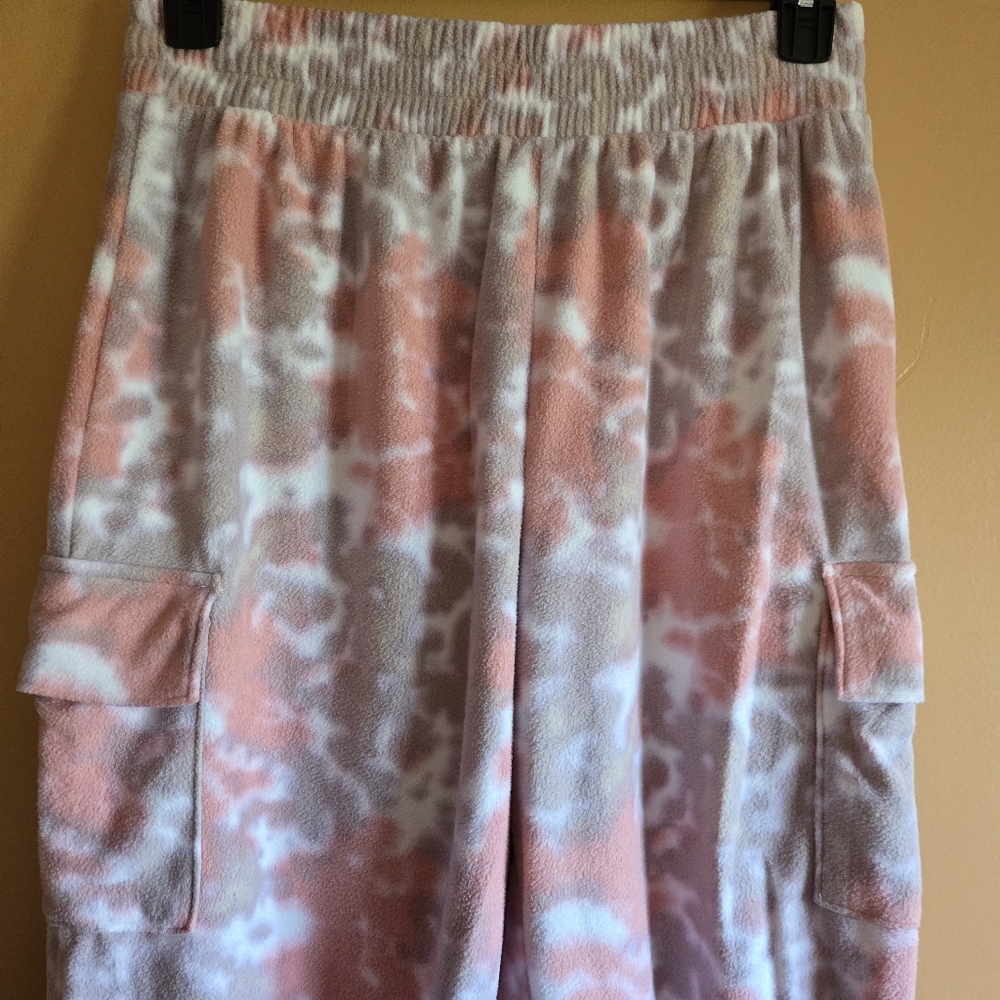 SO Tie-Dye Lounge Sweatpants with Cargo Pockets waist=14.5"